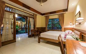 Duta Garden Hotel
